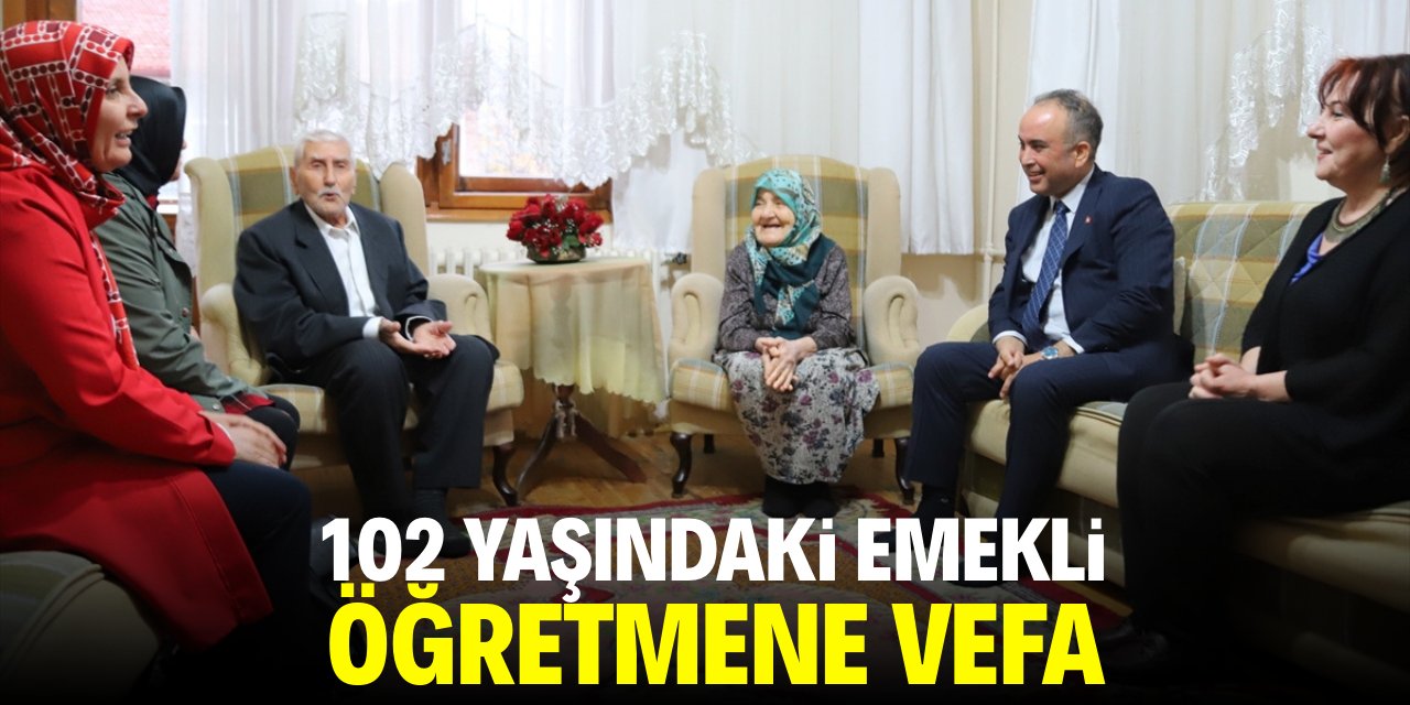 102 yaşındaki emekli öğretmene vefa