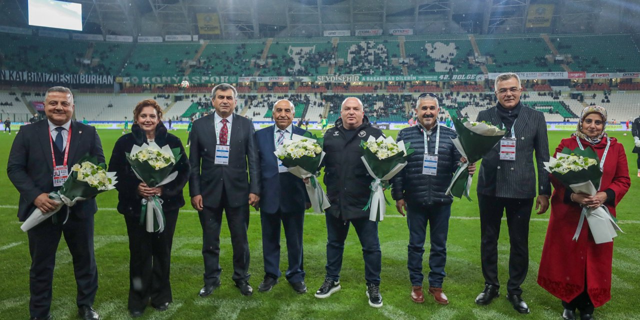 Konyaspor’dan öğretmenlere ikinci jest