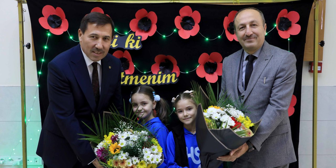 Karatay'da okullara halı saha yapılacak