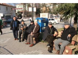 Hava Sıcaklığının Mevsim Normallerinin Üzerinde Olması Endişelendiriyor