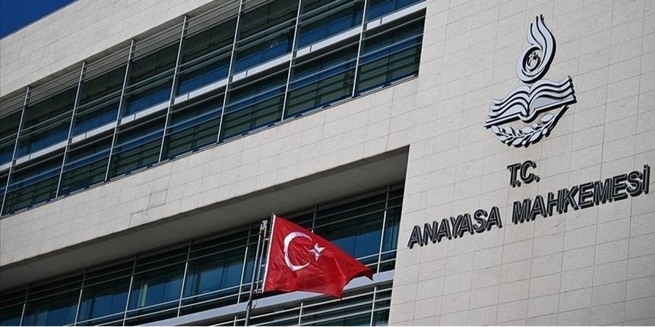 AYM vekalet ücreti dava başvurularına ret kararı verdi