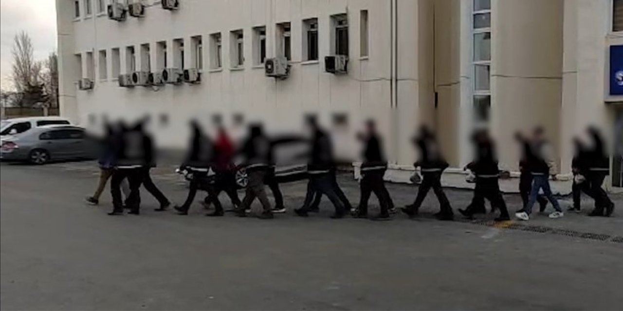 Aranan 105 kişi yakalandı