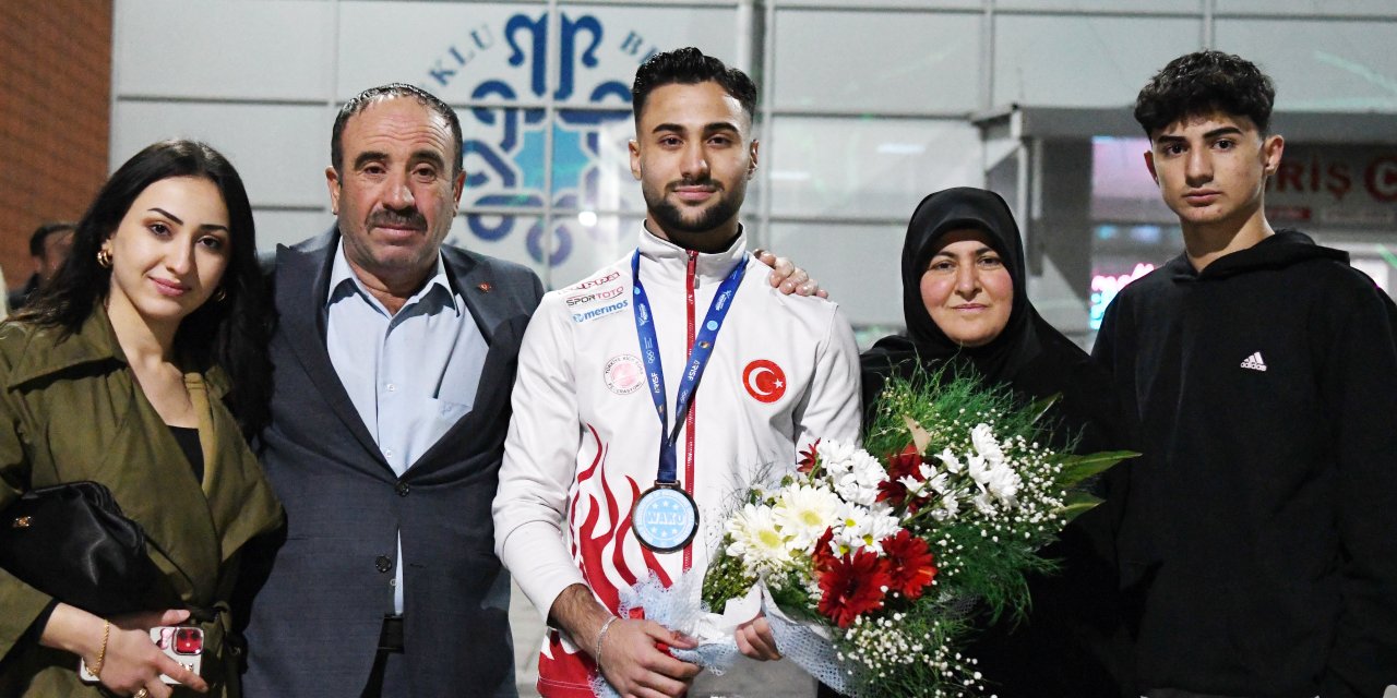 Selçuklulu Çetin Karapınar Dünya üçüncüsü oldu