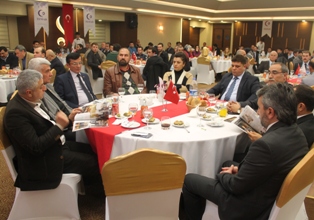 TESİAD üyeleri yemekte buluştu