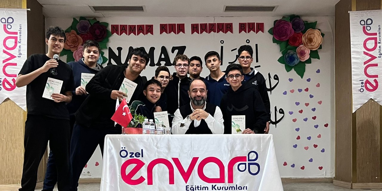 Envar Koleji yazar Bulut'u konuk etti