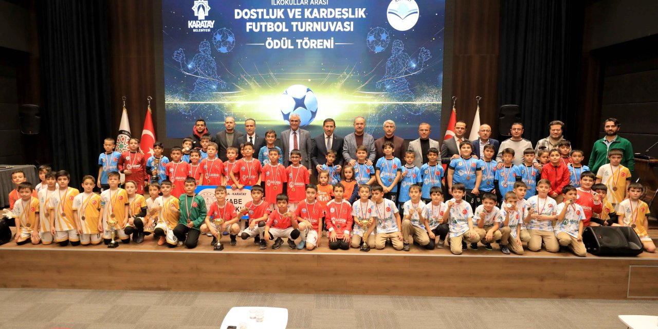 İlkokullar arası dostluk ve kardeşlik turnuvası sona erdi