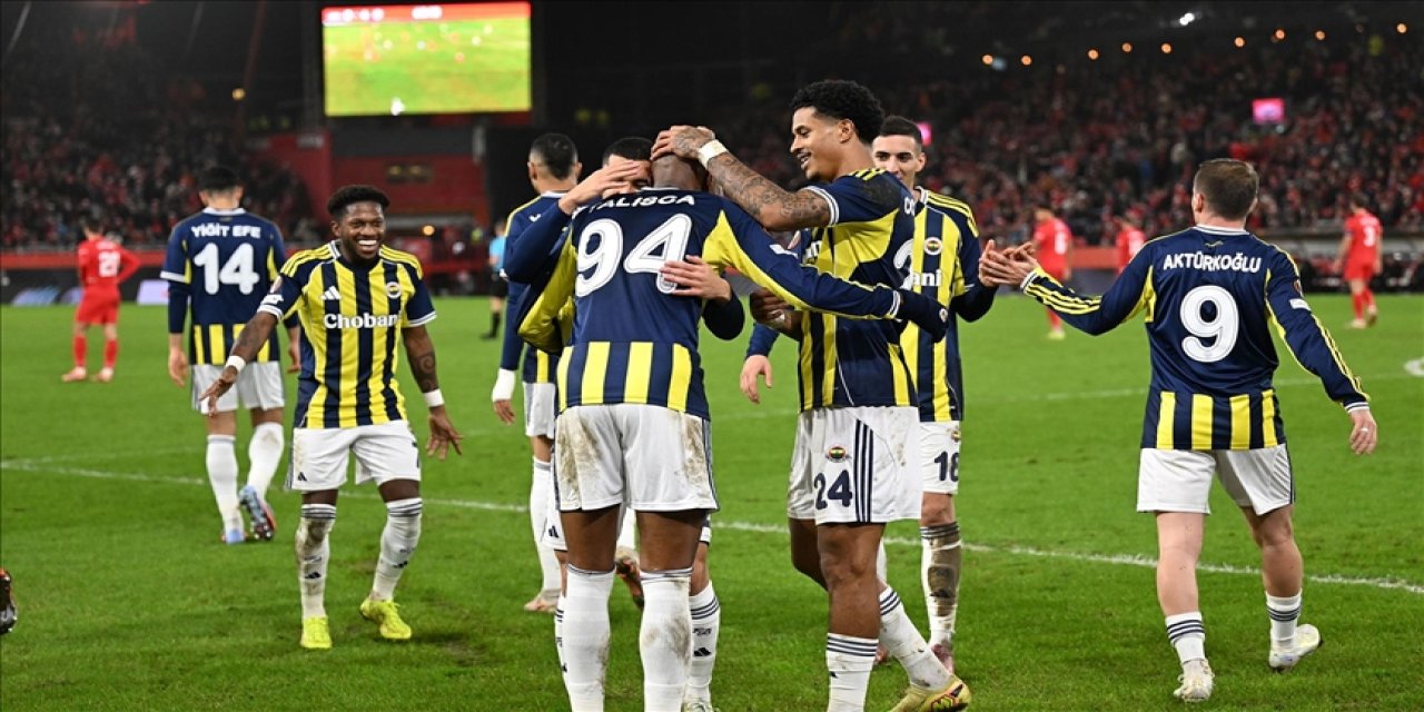 Fenerbahçe, play-off için avantaj yakaladı