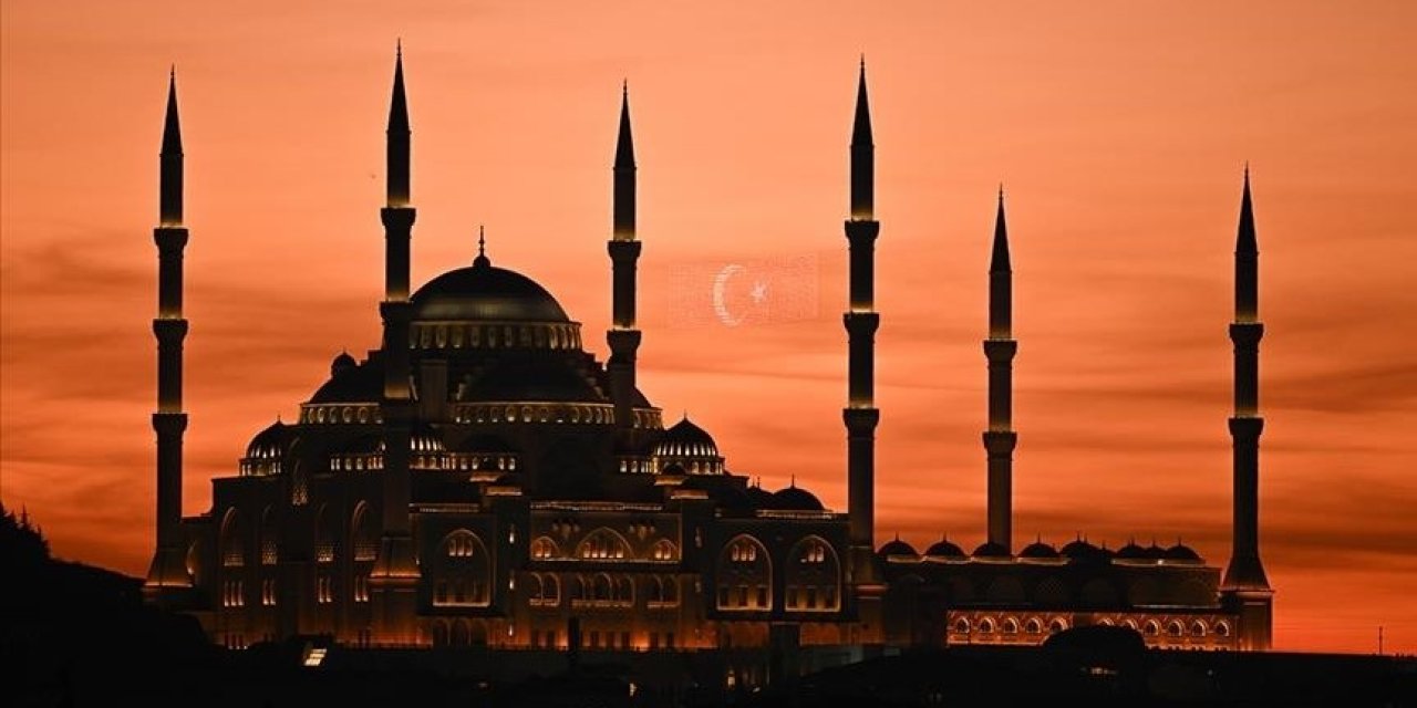 Üç aylar bu yıl ikinci kez başlayacak