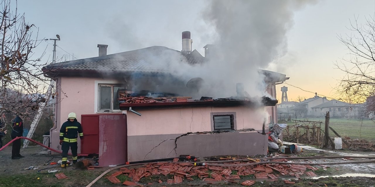 Seydişehir'de korkutan yangın söndürüldü