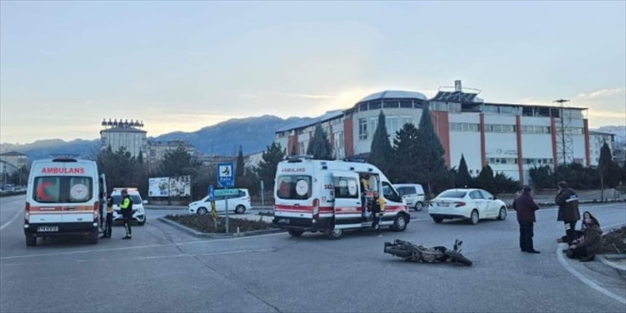 Konya'da trafik kazasında 3 kişi yaralandı