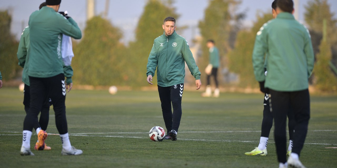 Çağdaş Atan’dan Melih açıklaması: Konyaspor’a konsantre olmalı