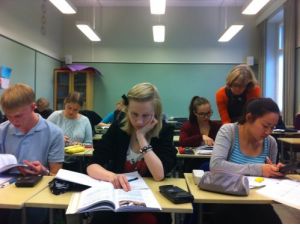 Finlandiya Din Dersini Tartışıyor