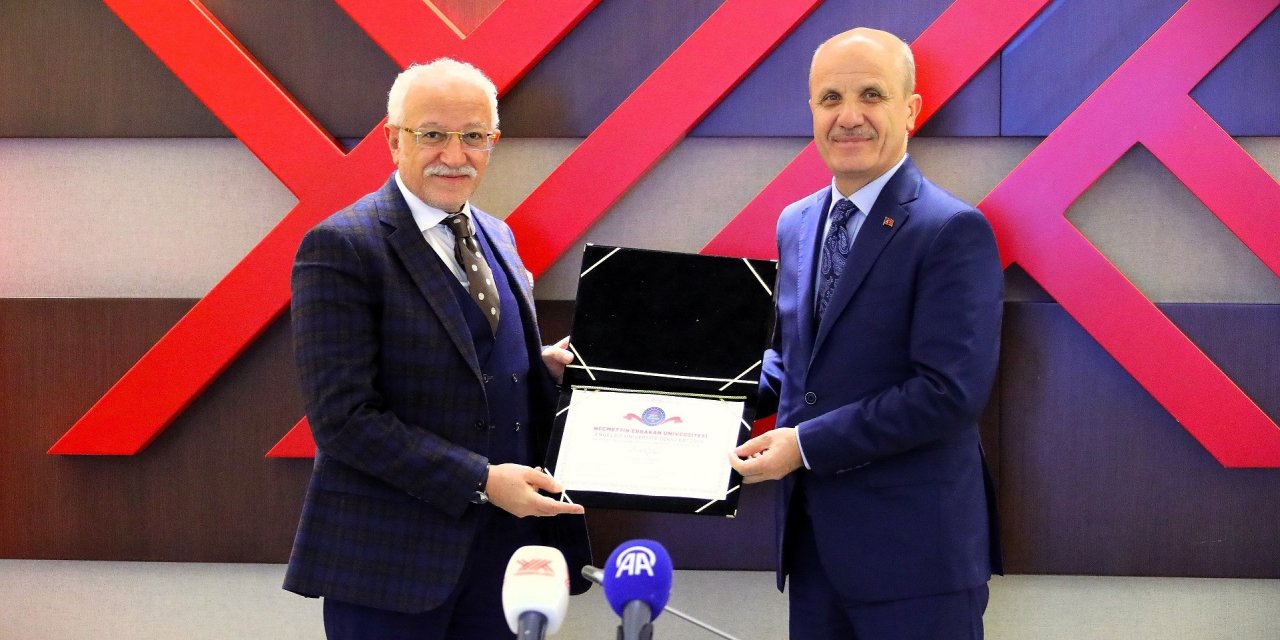 NEÜ Bayrak Ödülleri’nde Türkiye ikincisi oldu