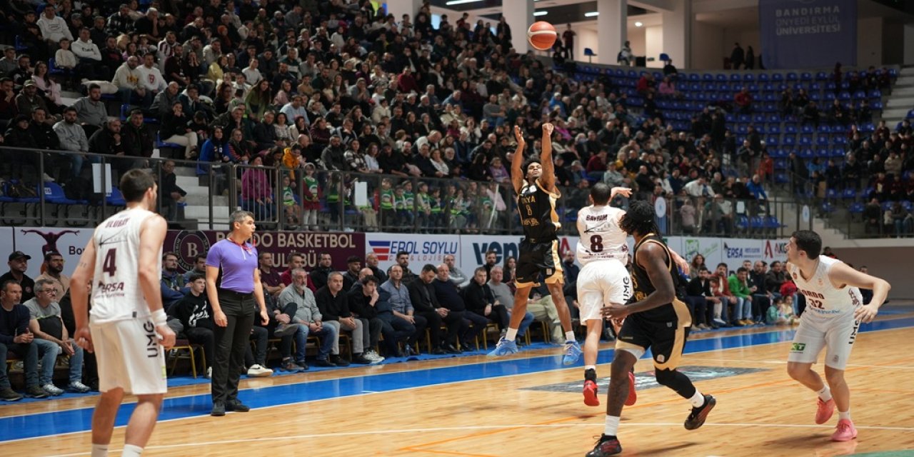 Basketbolda hakem hataları maça damga vurdu