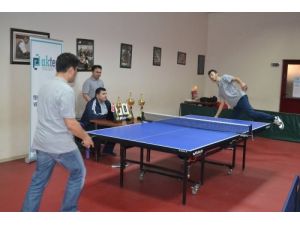 Mühendisler, Masa Tenisi Turnuvasıyla Stres Attı