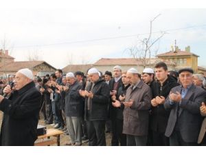 Köylüler Yağmur Duasına Çıktı