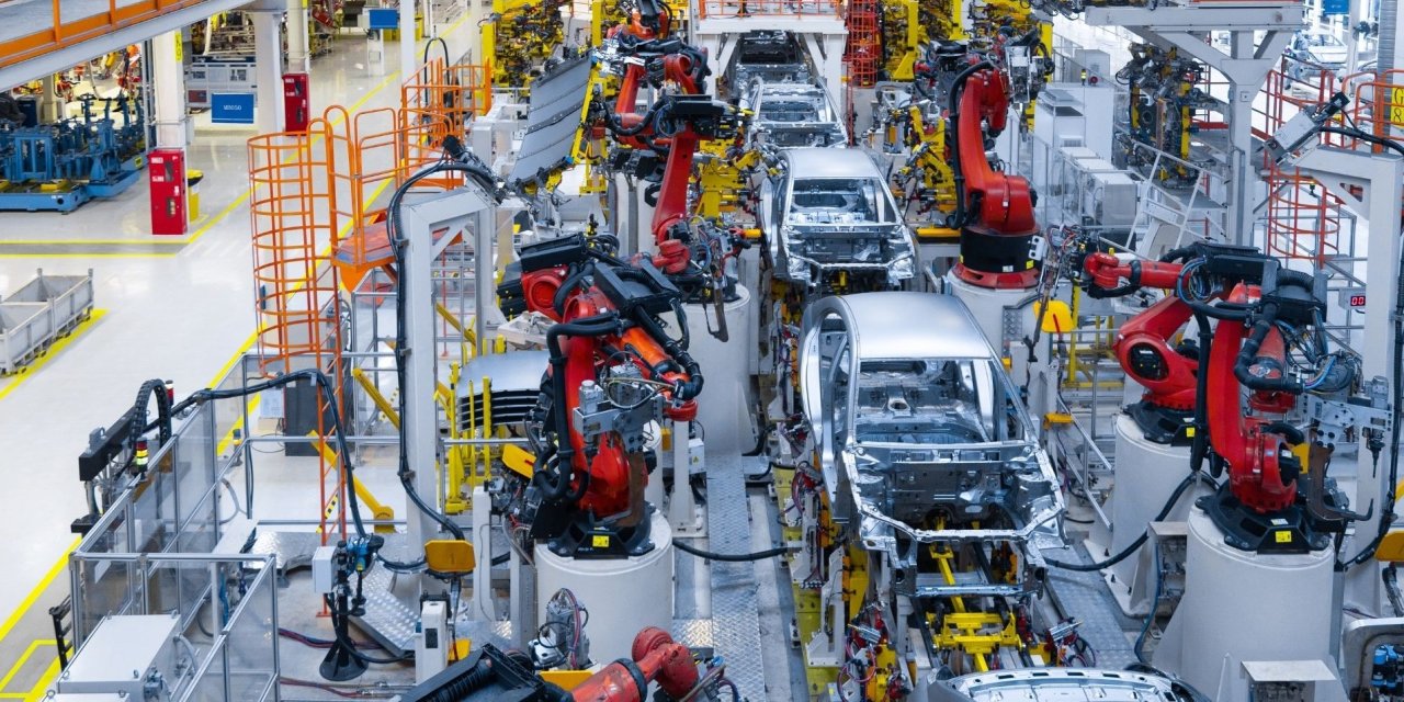 Otomotiv ihracatın lokomotifi oldu