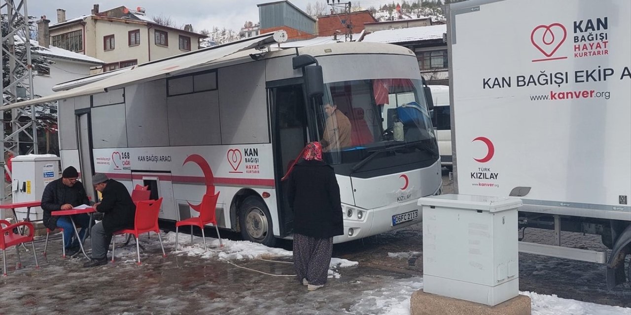 Konya'da kan bağışı kampanyası ilgi gördü