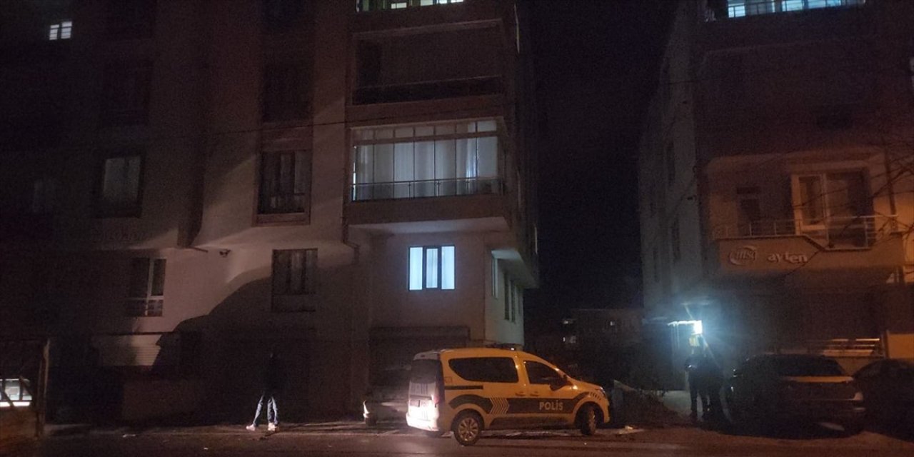 Konya'da balkondan düşen çocuk yaralandı