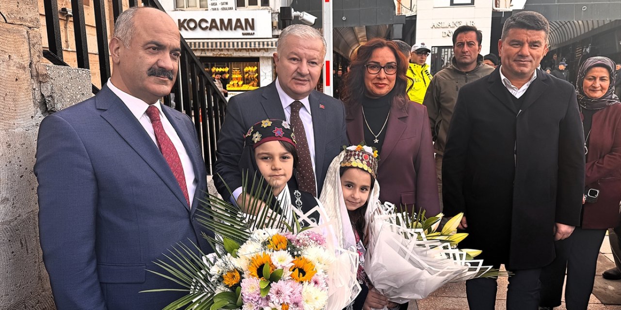 Aksaray Valisi Murat Duru görevine başladı