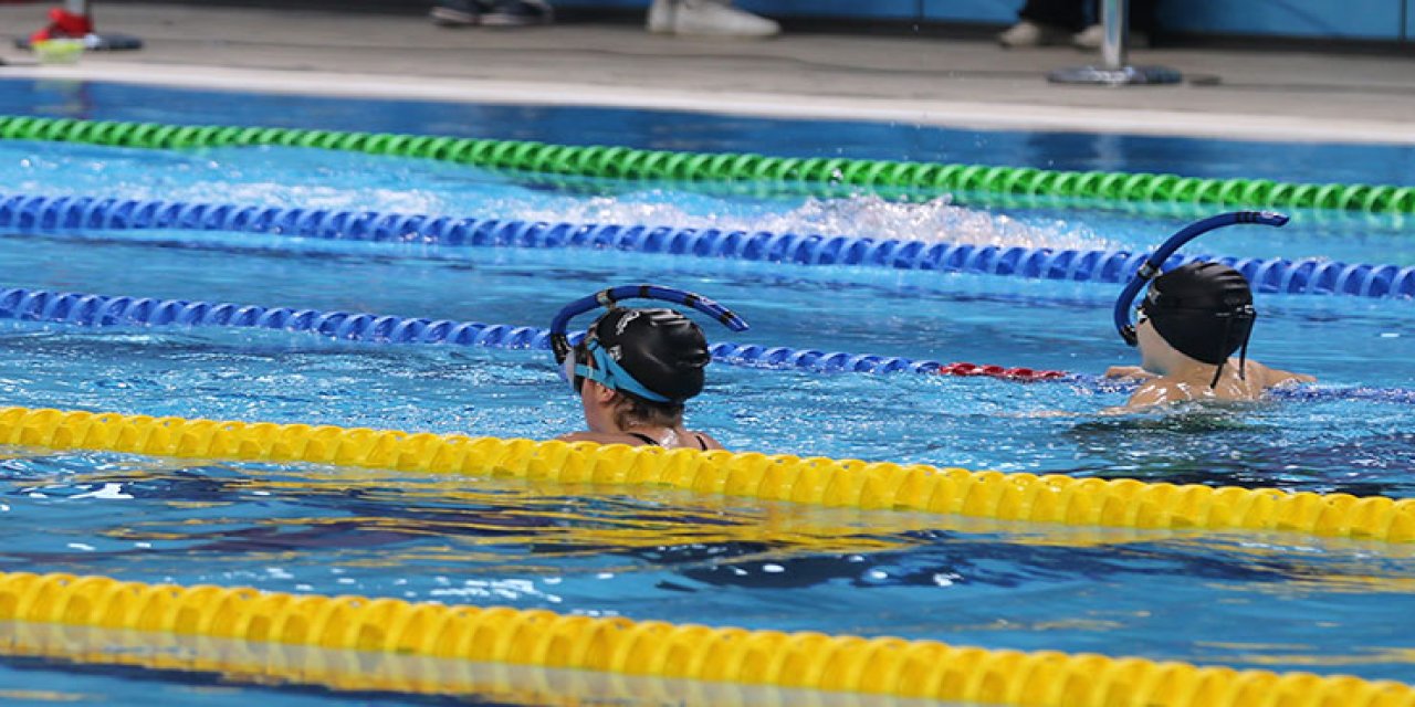 Paletli Yüzme Şampiyonası Konya'da başladı