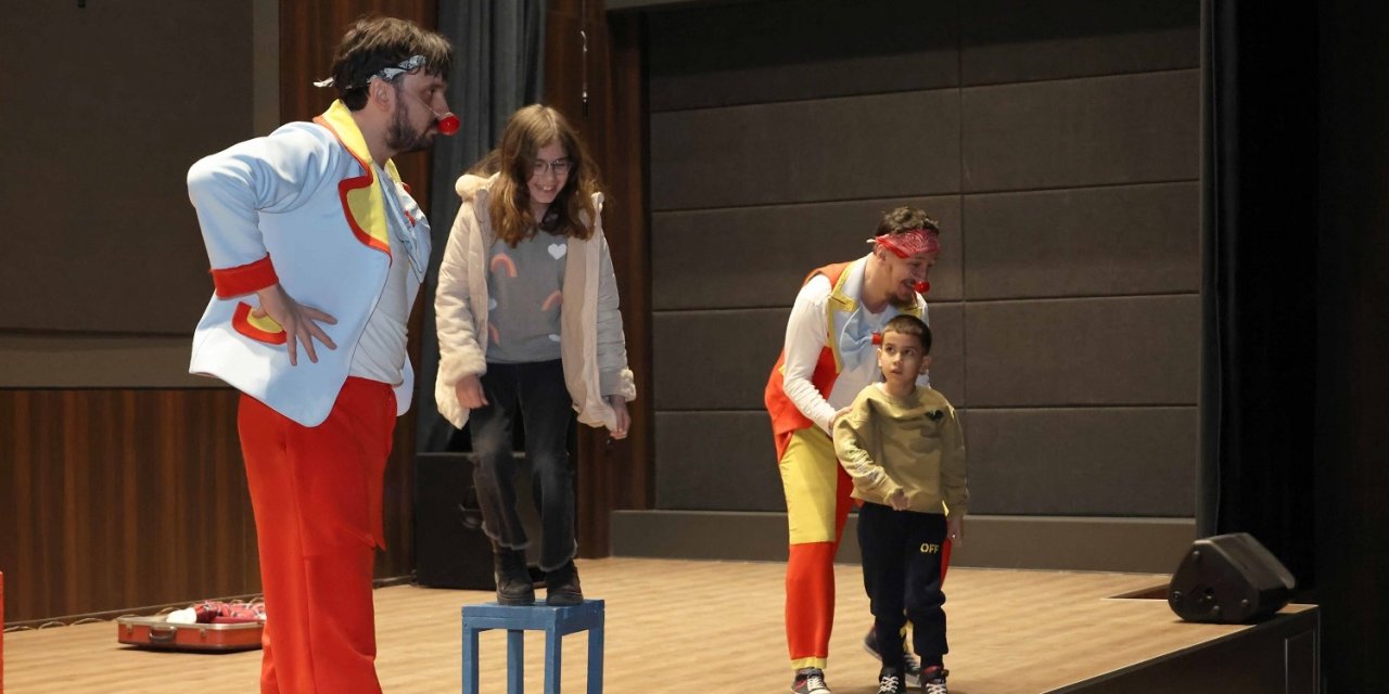 Karatay'dan okullarda sanat etkinliği