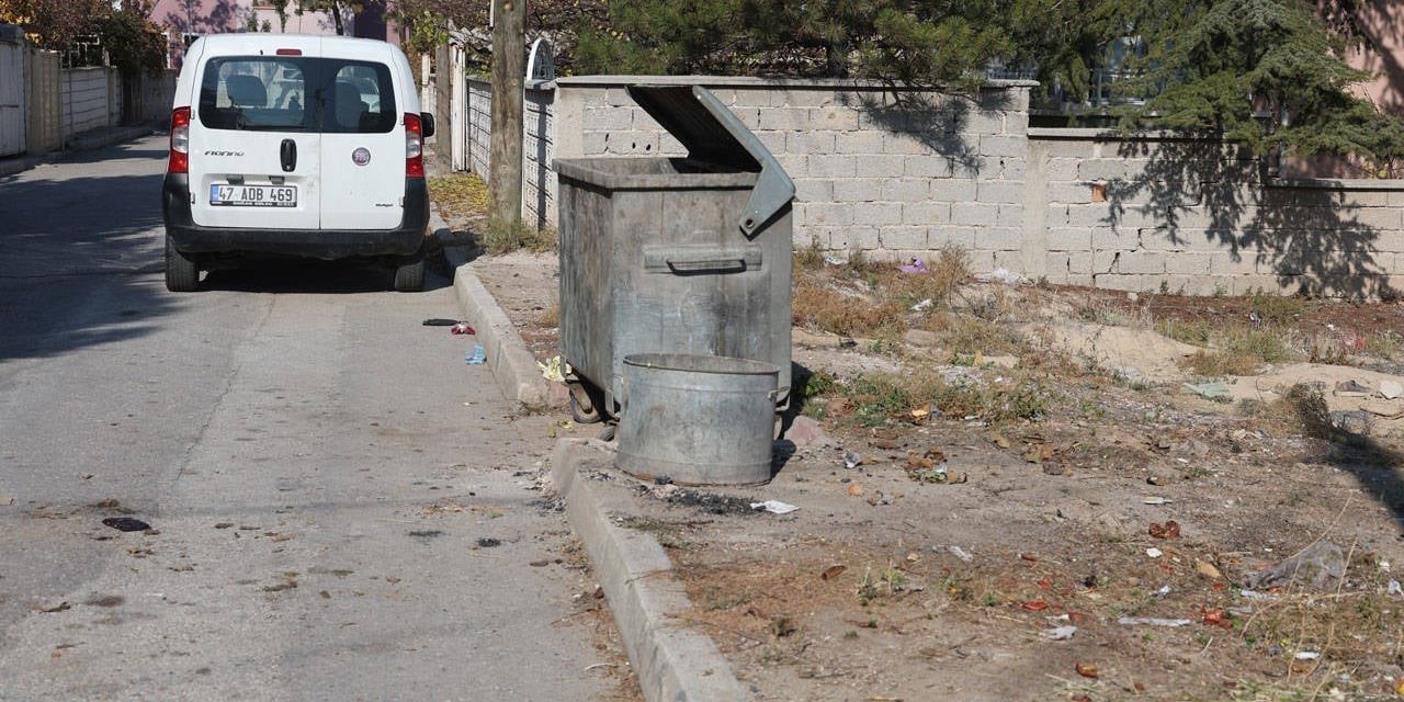 Bebeği çöpe bıraktılar! Savcılık rekor ceza istedi