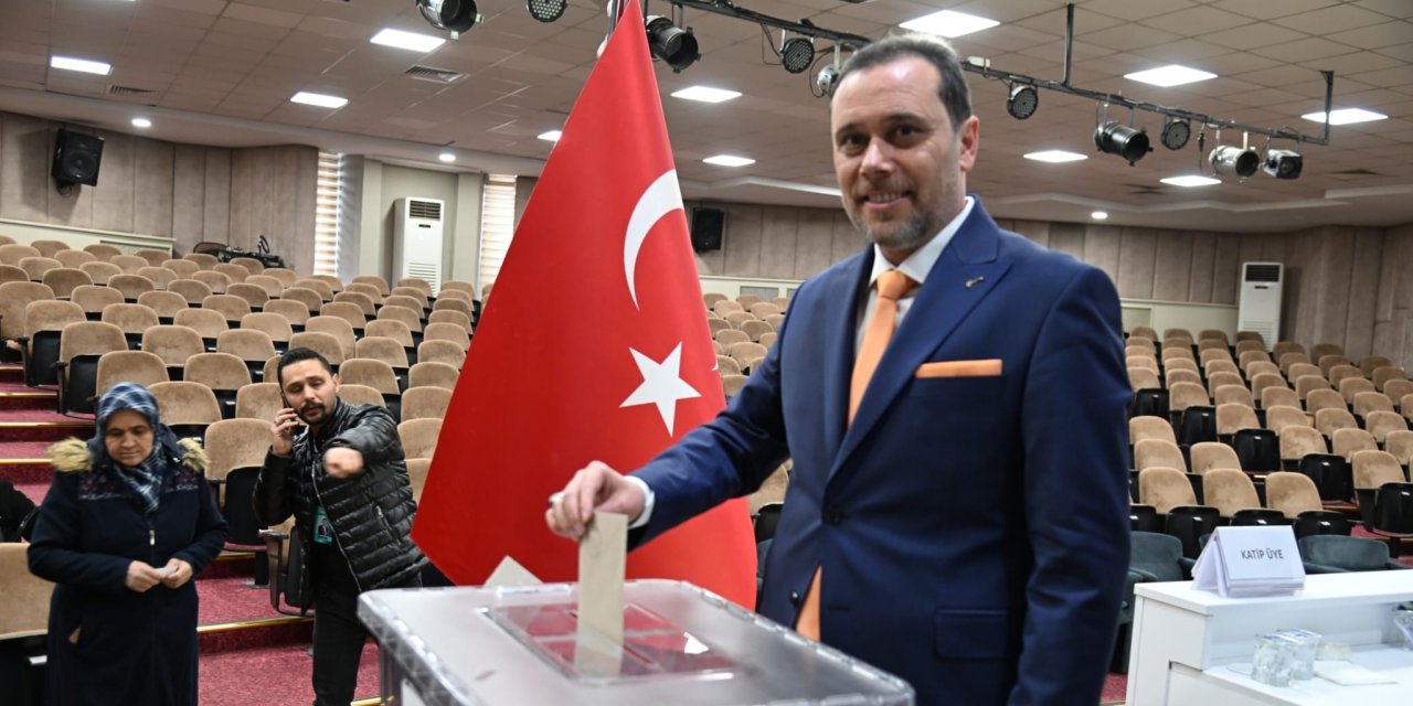 Konya Bakırcılar Odası'nda başkan belli oldu