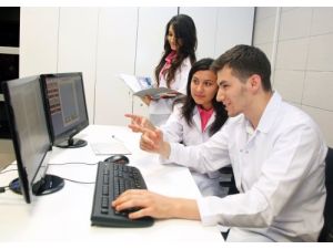 Gediz Üniversitesi Araştırmalara Büyük Destek Veriyor