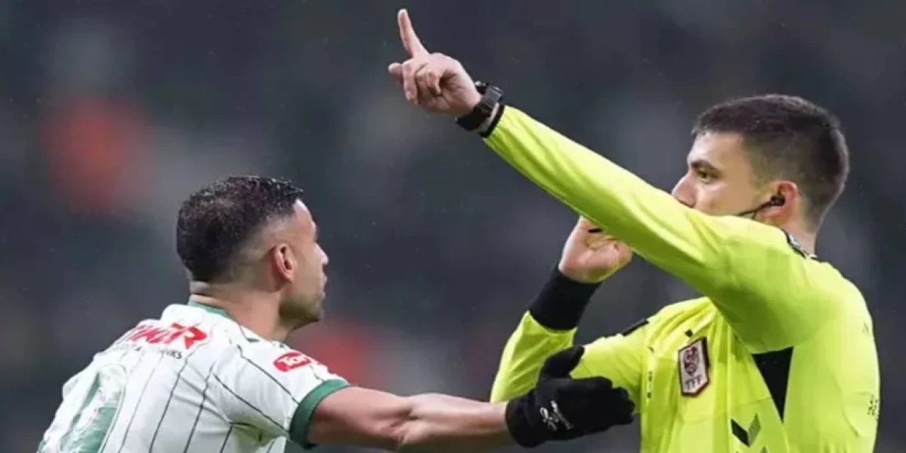 Deniz Türüç'ten hakeme tepki