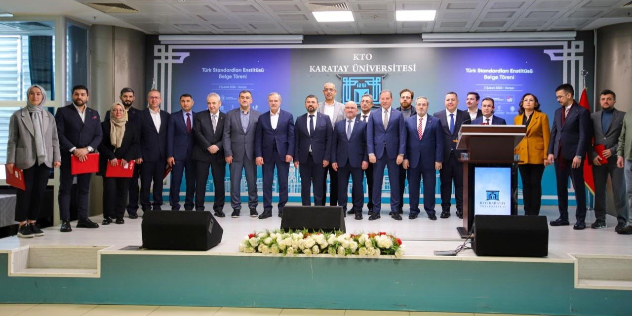 KTO Karatay'da belgeler takdim edildi