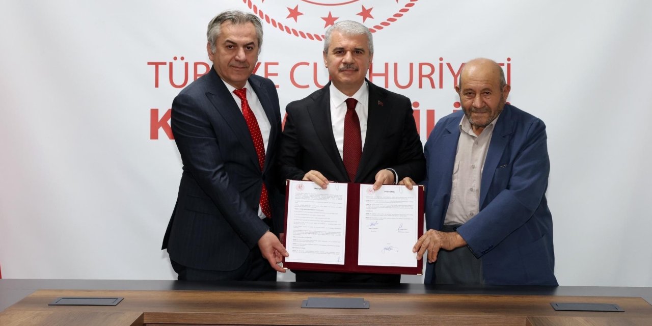 Konya'da hayırsever lise yaptıracak