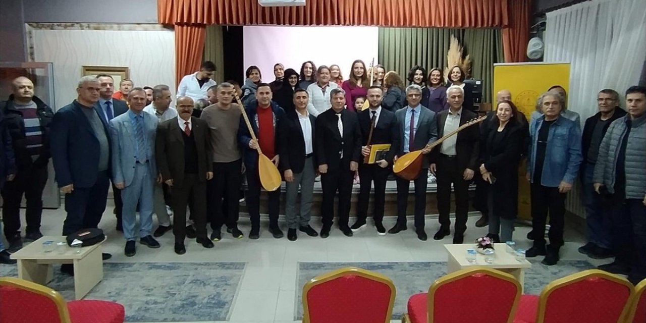 Konya Öğretmen Akademileri'nde bağlamalar tanıtıldı