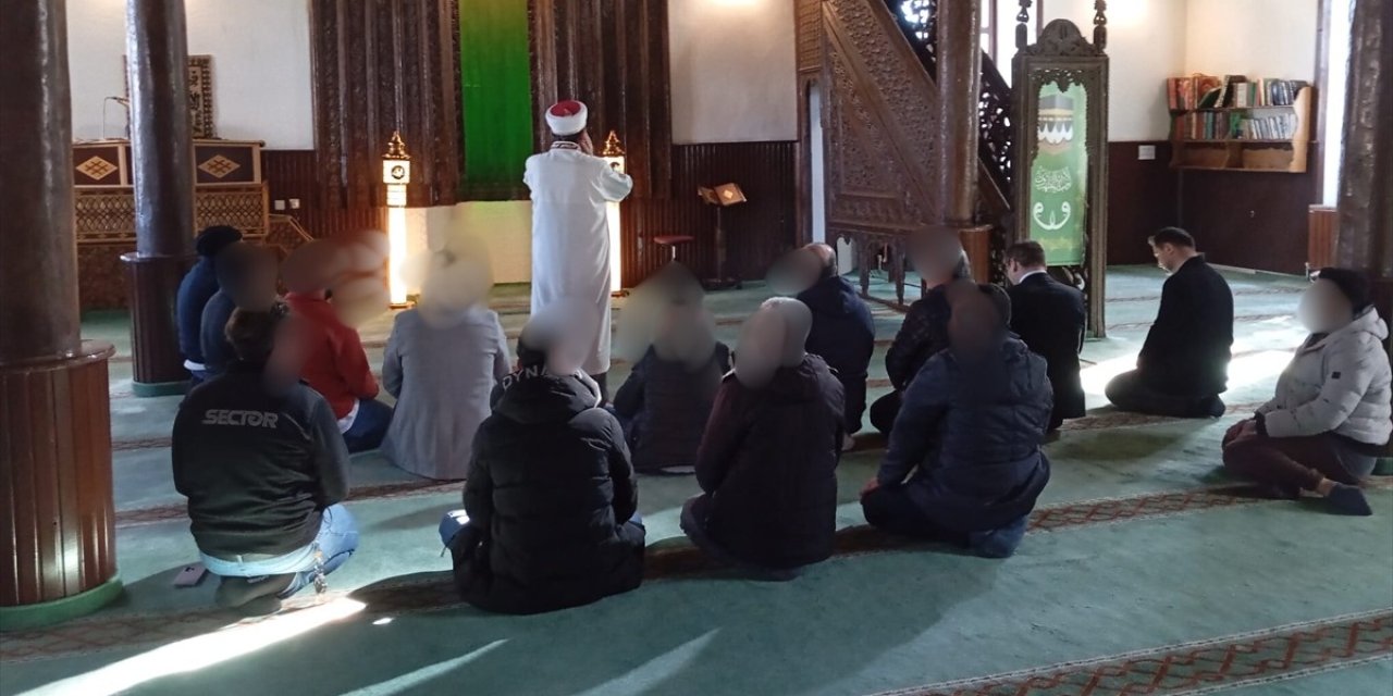 Seydişehir'de yükümlülere camide manevi rehberlik