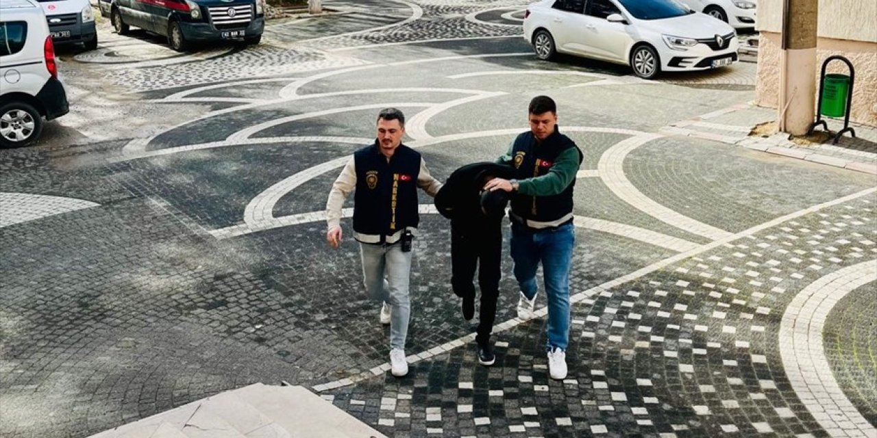 Uyuşturucuyla yakalanan zanlı tutuklandı