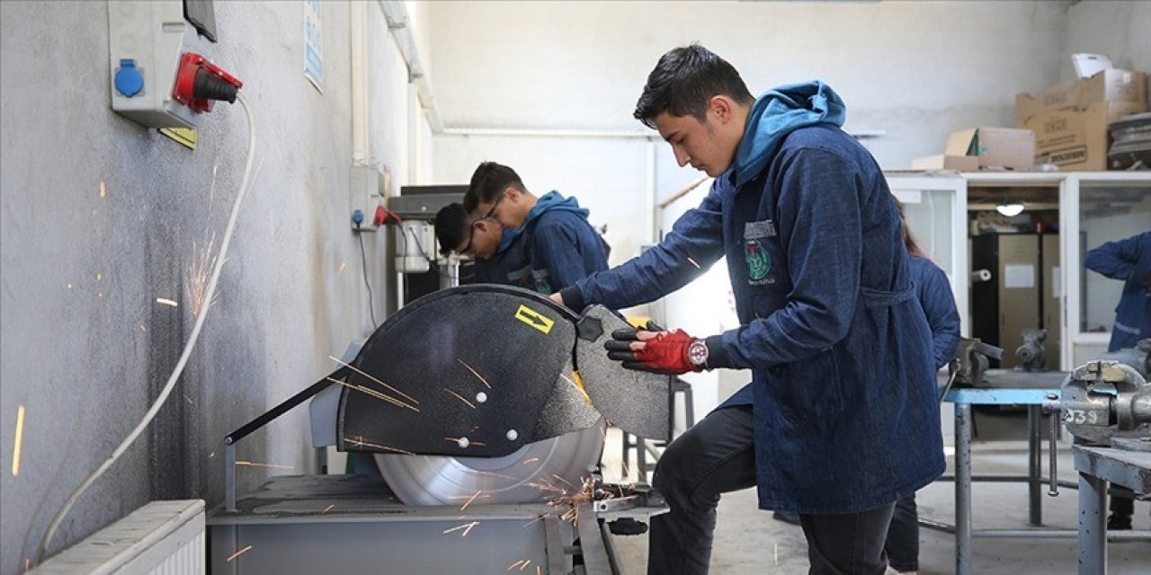 MEVSAD: Mesleki eğitim hedef alındı