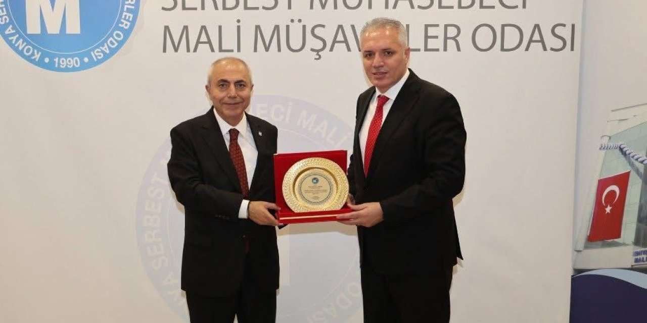 Konya SMMMO’dan ruhsat dağıtım töreni