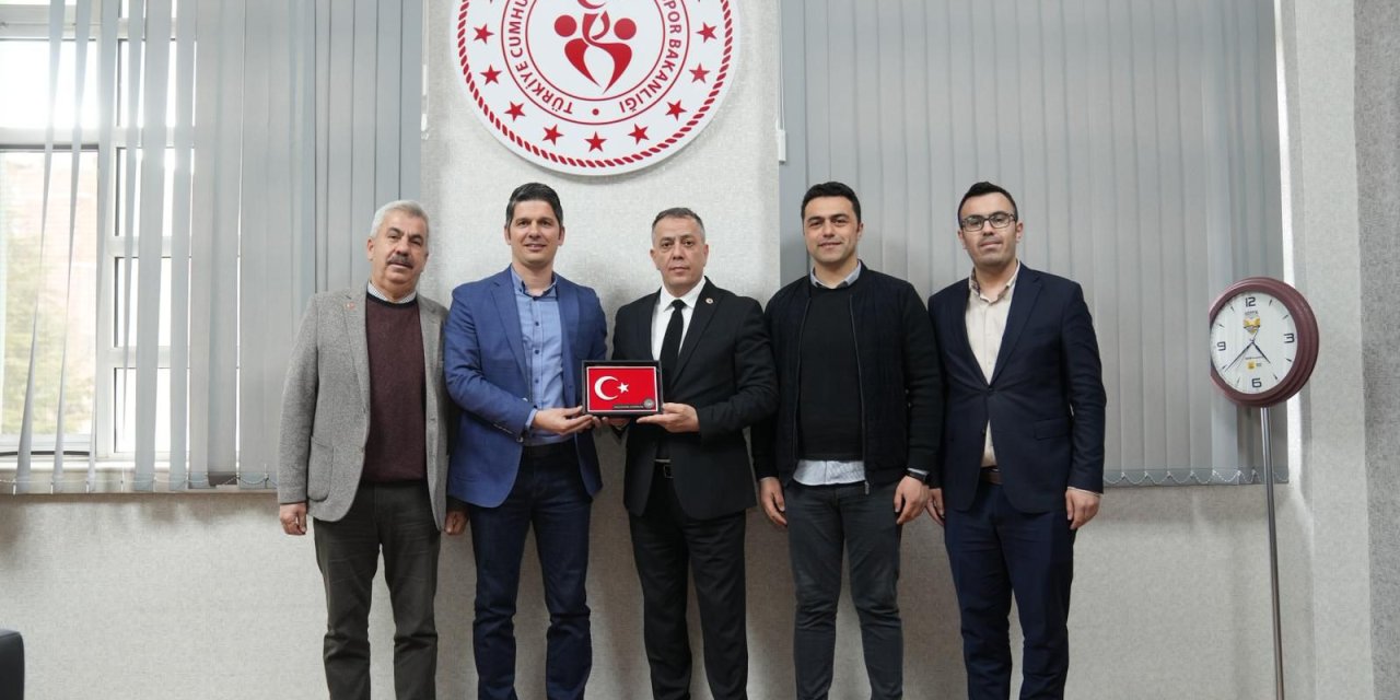 Futbol İl Hakem Kurulu’ndan Çintimar’a hayırlı olsun ziyareti