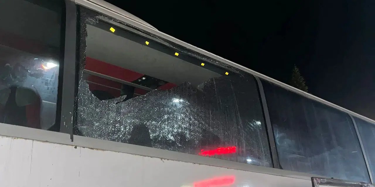 Konyaspor taraftarına taşlı saldırı! Alanyaspor tepki gösterdi