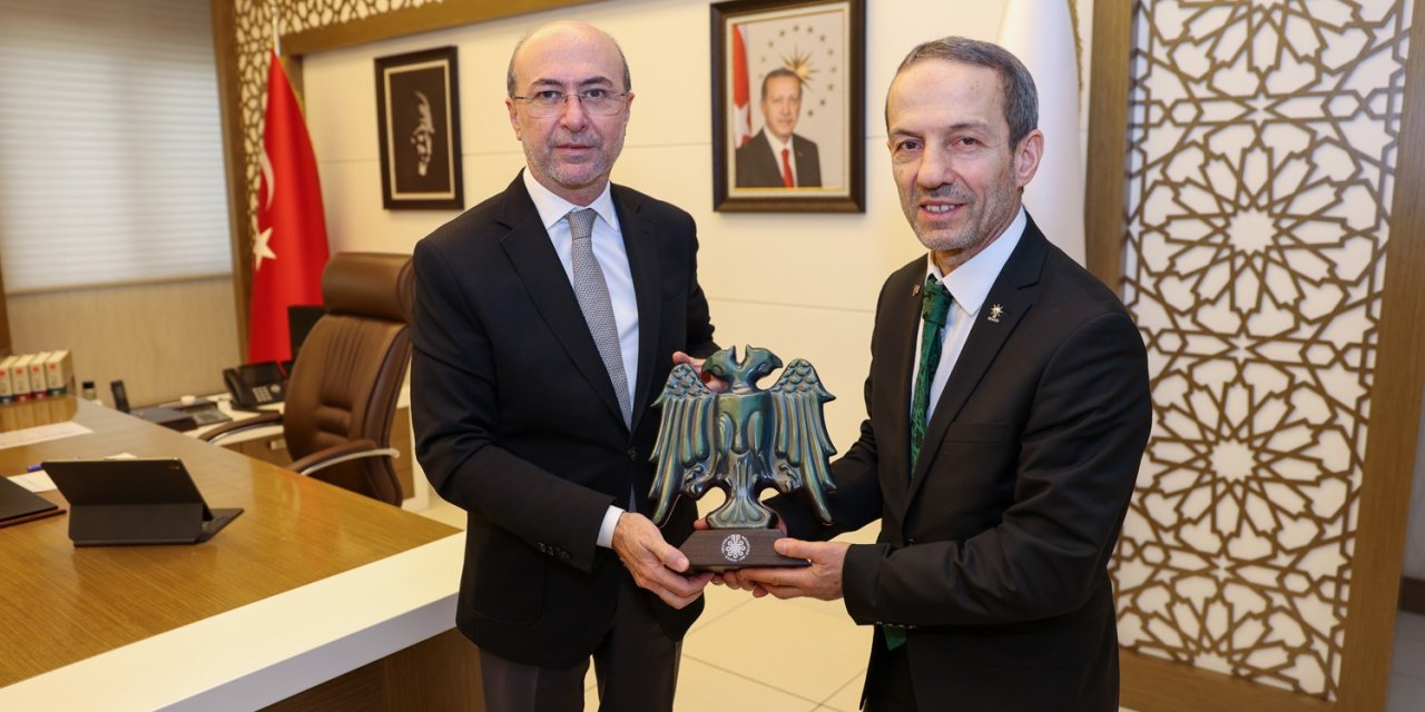 Pekyatırmacı, Akyüz'e yatırımları anlattı