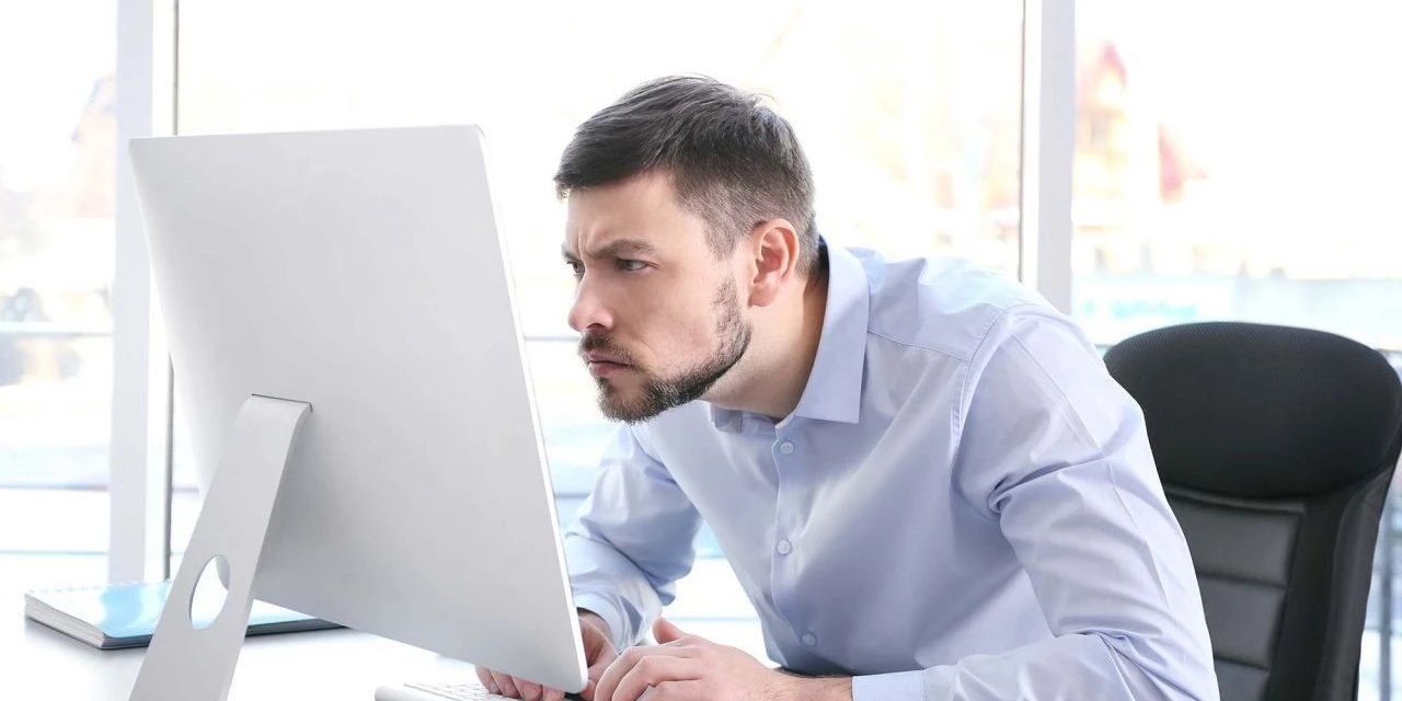 Masa başı iş hasta ediyor!