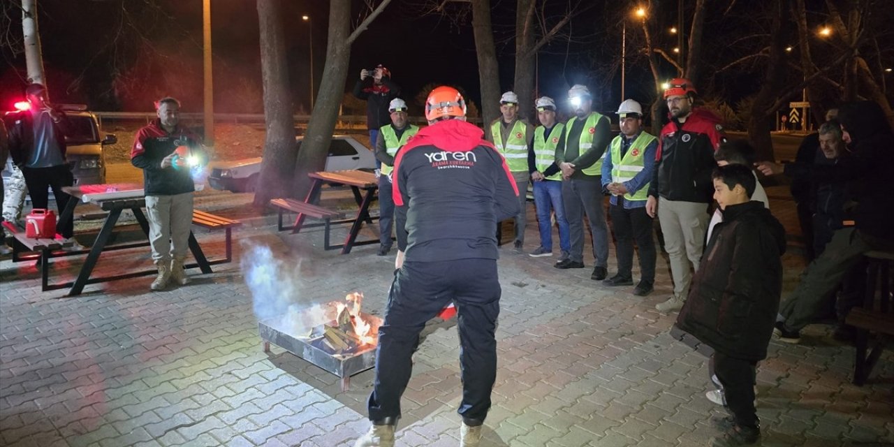 Yaren'den arama kurtarma eğitimi