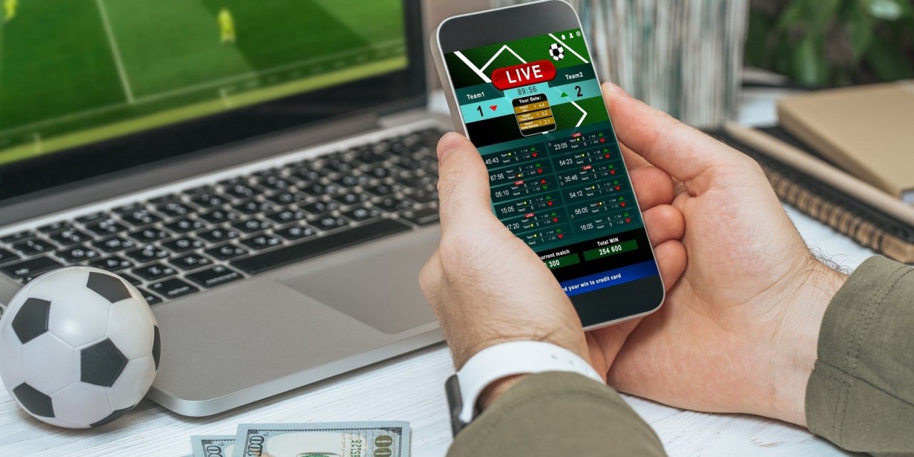 Yasa dışı bahisten 8 zanlıya gözaltı