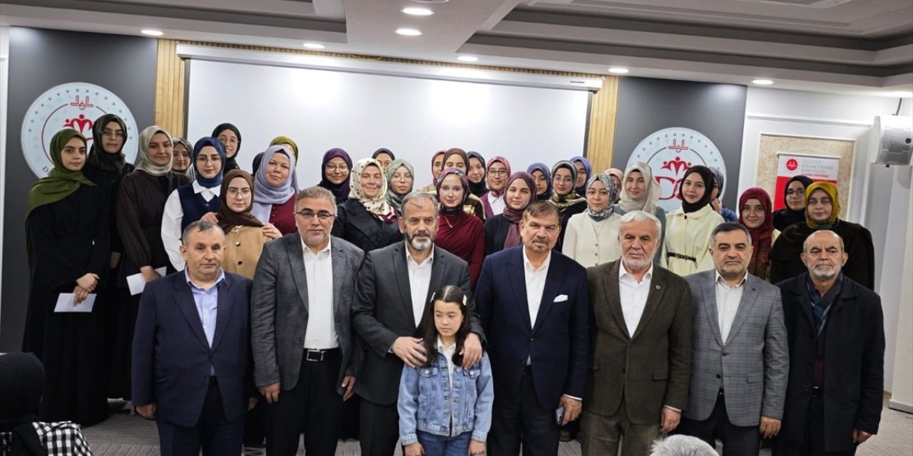 Manevi Baharımız Üç Aylar Proje Yarışması'nın ödül töreni yapıldı