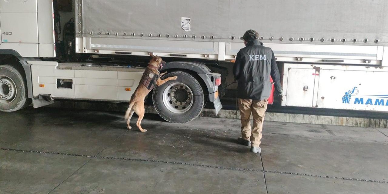 4 tırda 527 kilo uyuşturucu ele geçirildi