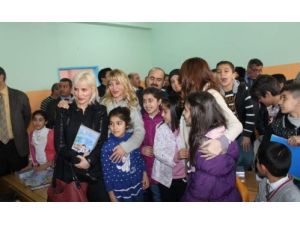 Ünlülerden Siirtli Öğrencilere Süpriz