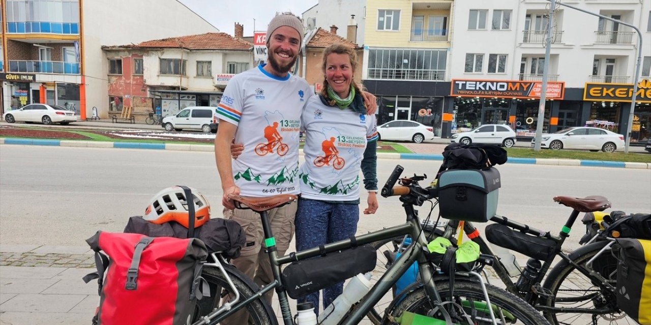 Fransa'dan yola çıktılar, Konya'da mola verdiler