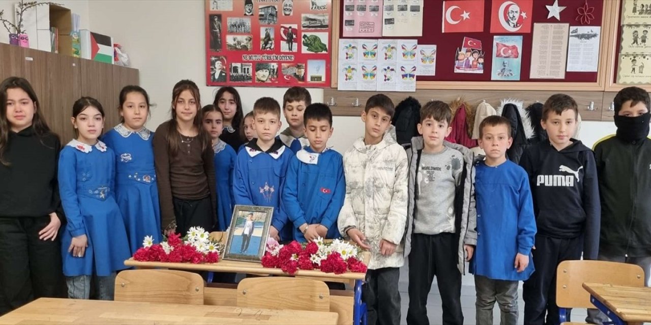 Akşehir'de trafik kazasında hayatını kaybeden öğrenci anıldı