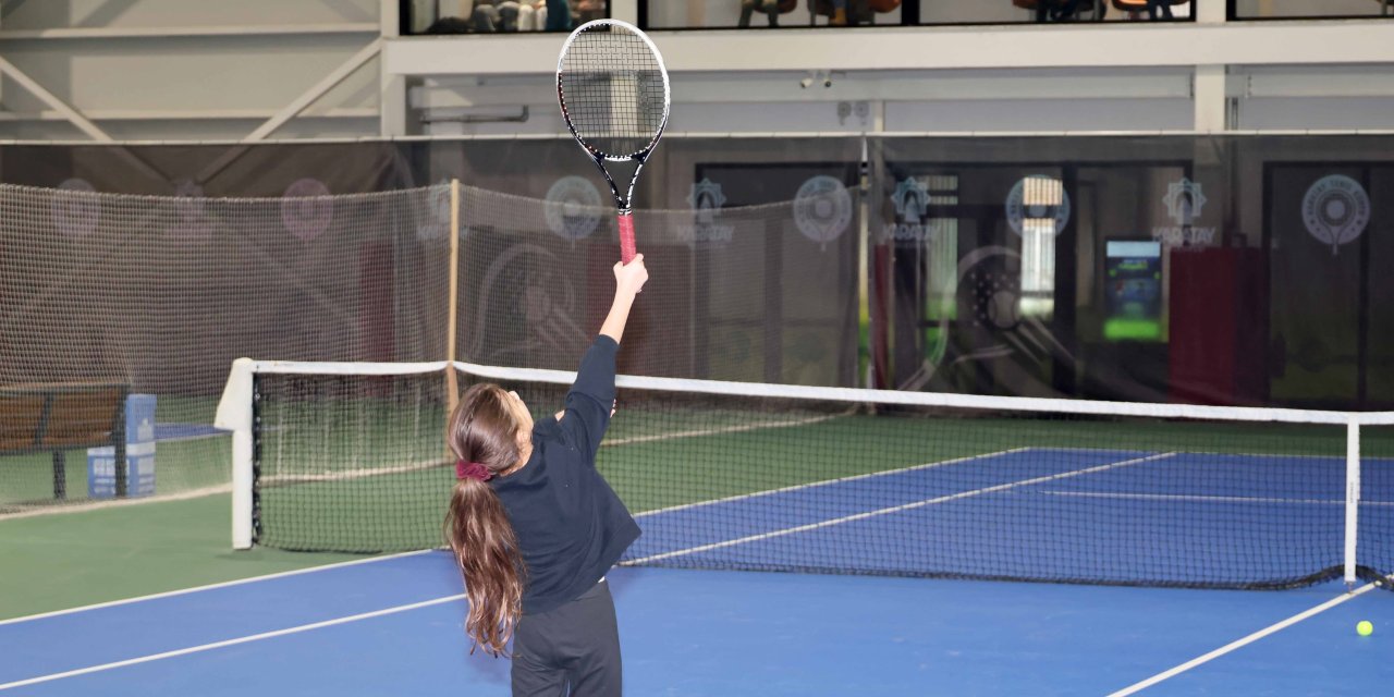 Karatay'da 23 Nisan Tenis Turnuvası için geri sayım başladı