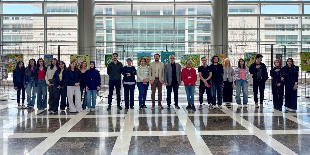 Konya'da 'hayvanat bahçesi' temalı sergi